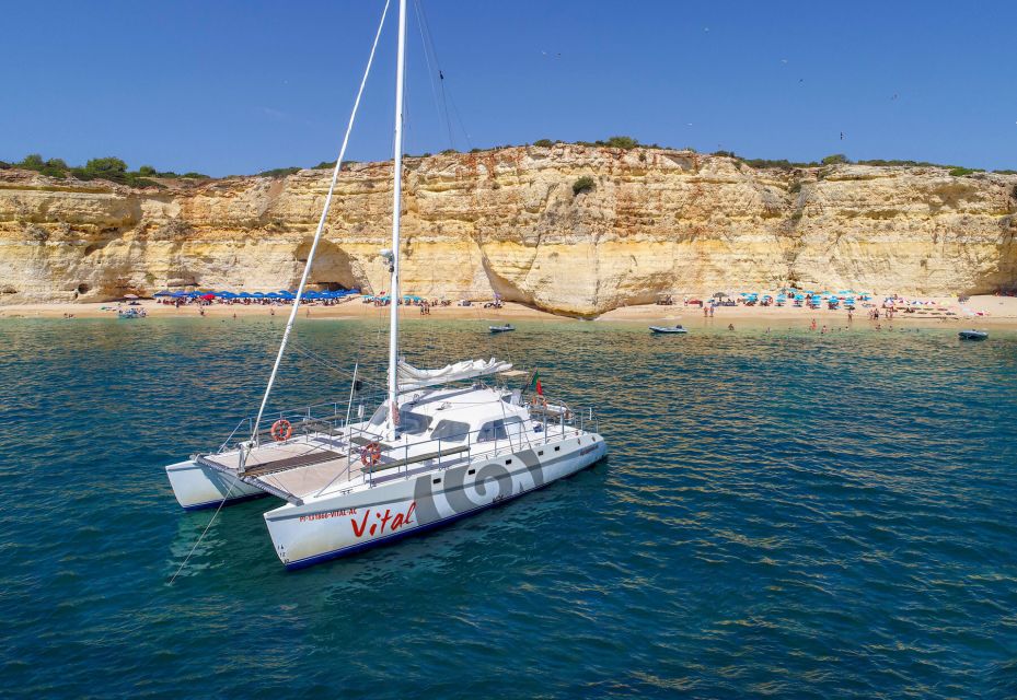 Vilamoura: Guided Sightseeing Cruise With Beach BBQ & Drinks - Review Summary