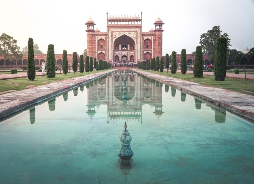 Visit Agra in Private Car With Guide Service - Tour Experience Highlights