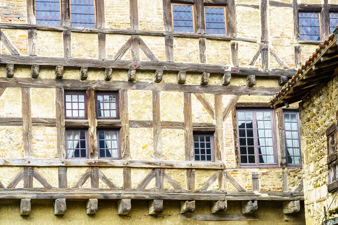 Visit Shows Medieval Immersion in Pérouges - Culinary Delights
