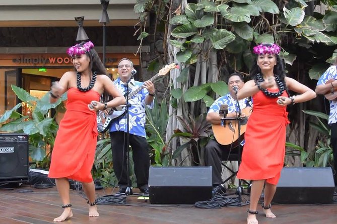 Waikiki Friday Walking Tour. Fireworks! Treats! Some Hula Show! - Culinary Delights