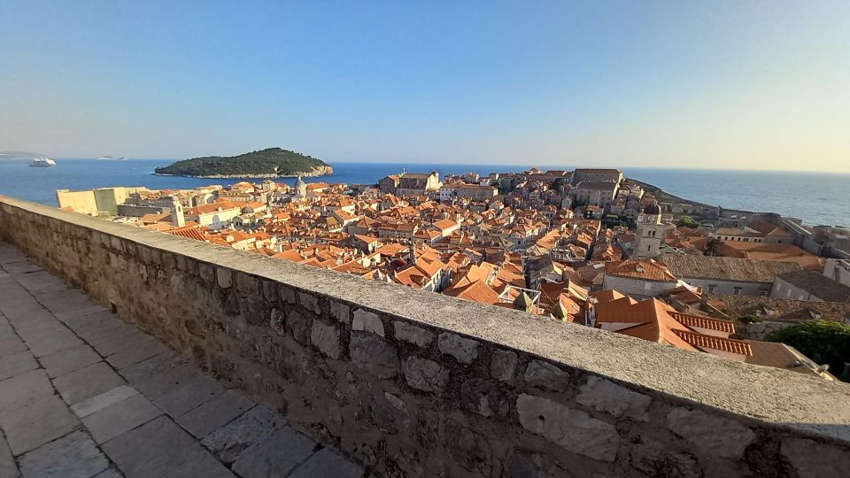 Walls of Dubrovnik - Guided Walking Tour & Free Exploration - Meeting Point and Ideal Participants