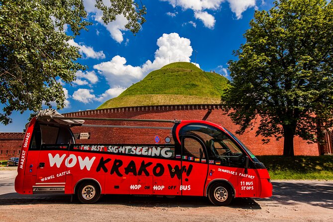 Wowkrakow! Hop on Hop off Bus! 24H Ticket - On-Board Amenities