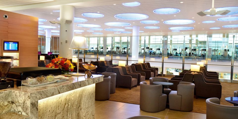 YWG Winnipeg International Airport: Premium Lounge Access - Location Information