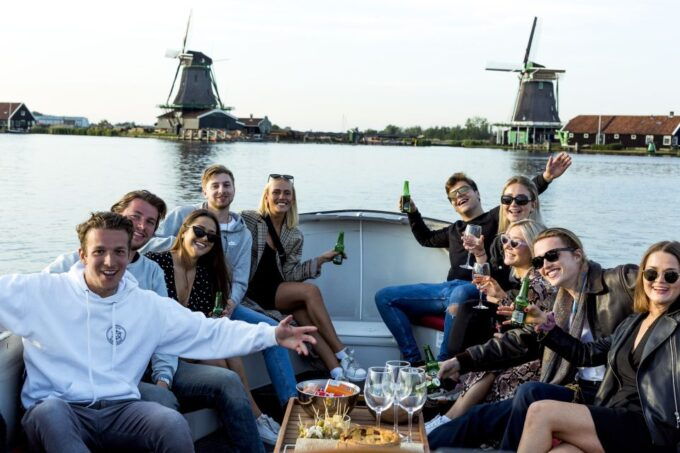 Zaanse Schans: 4-Hours Boat Rental - Inclusions