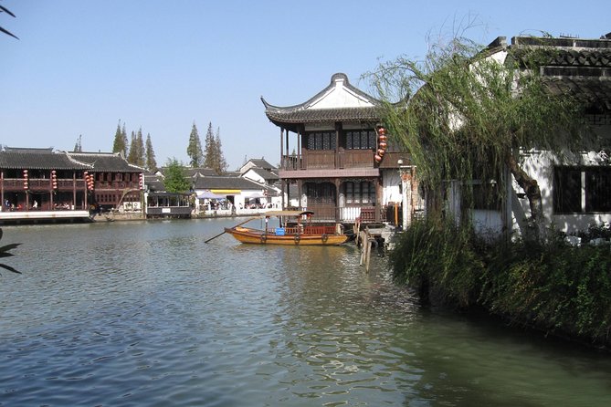 Zhujiajiao Water Village & Seven Treasure Town Day Tour From Shanghai - Boat Ride to Silk Mill