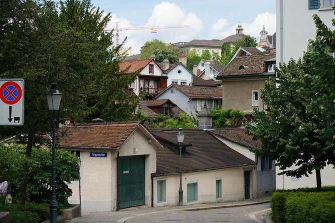 Zurich: Old Town History Walking Tour - Tour Experience