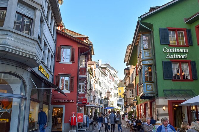 Zurich Old Town Private City Walking Tour - Historical Landmarks and Architecture