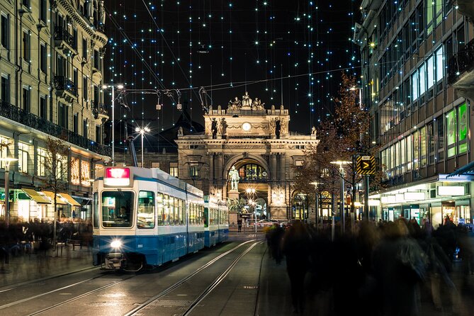 Zurich's Enchanted Christmas: A Festive Journey - Seasonal Market Visits