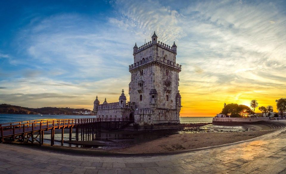 4-Hour Sightseeing Tour by Tuk-Tuk Lisbon Old Town and Belém - Key Points