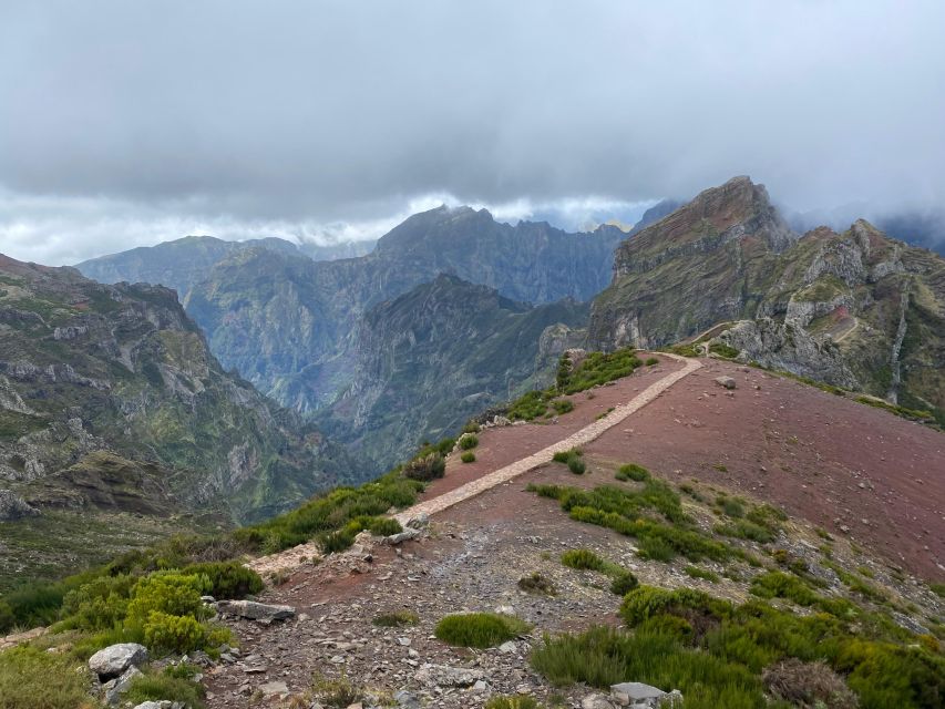 4 Hours Unique Classic Jeep Tour to Pico Do Arieiro, Madeira - Key Points