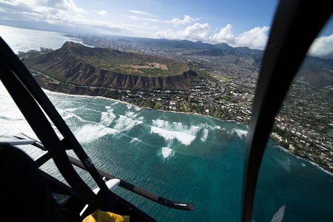 18 Minutes PRIVATE Helicopter Tour in Honolulu - Passenger Requirements
