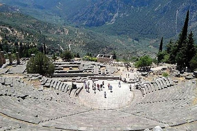 2 Days Private Tour:Arachova-Delphi-Ancient Olympia 8seat - Common questions