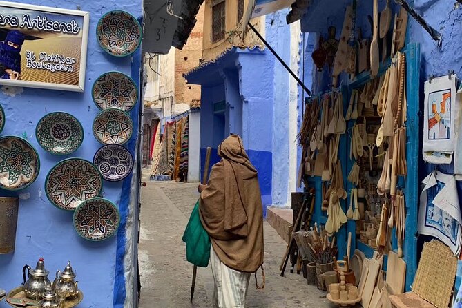 2 Days Tours From FEZ to FEZ via Chefchaouen, Meknès , Volubilis - Accommodations and Dining