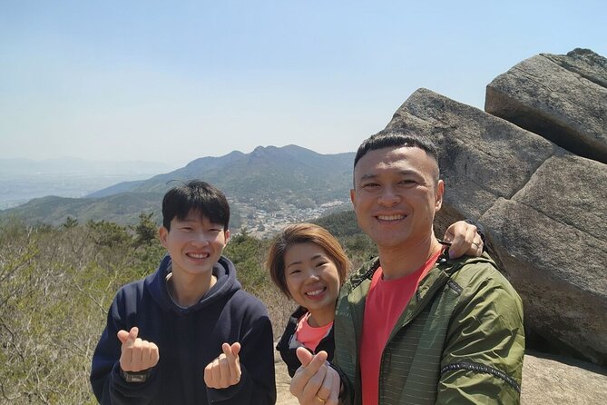 4-Hours Hiking and Tasting Rice Wine in the Mountain of Busan - Sampling Local Rice Wine Varieties