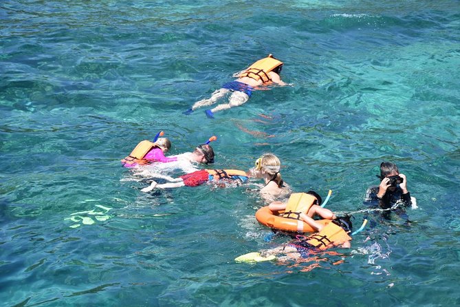 4 Island Snorkel Tour to Emerald Cave by Speed Boat From Koh Lanta - Lunch and Refreshments