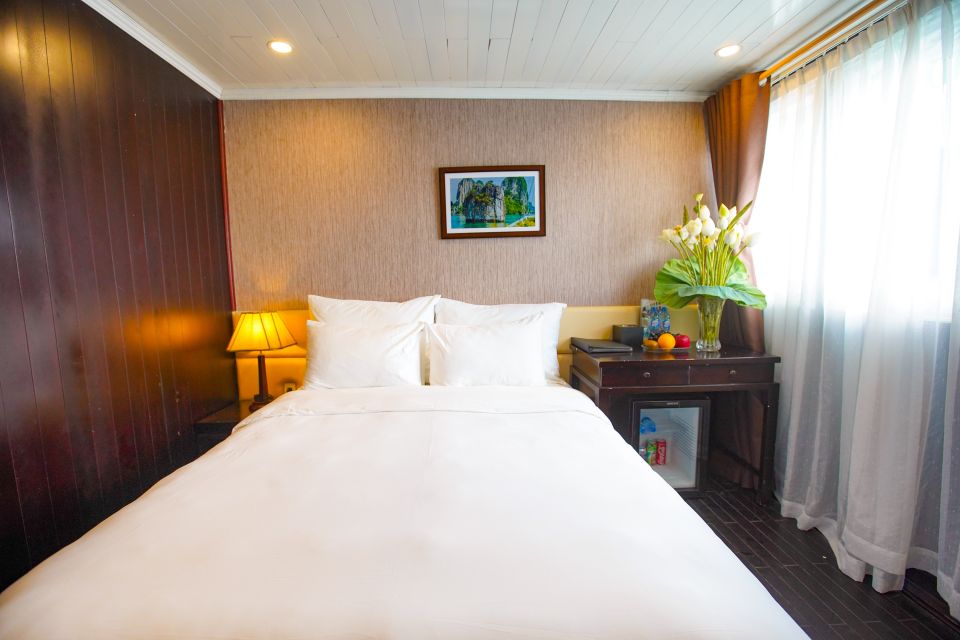 4-star Halong Paloma Cruise 2D1N Trip - Location and Transportation Information