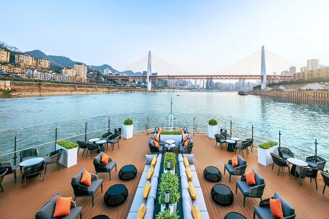 4D3N Yangtze River Cruise: Chongqing To Yichang By Century Cruise