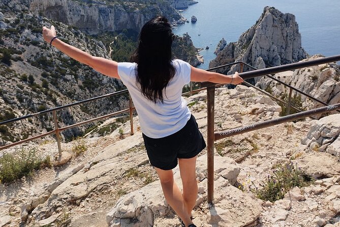 5-Hour Hiking Tour in the Calanque National Park of Marseille - Transportation Information