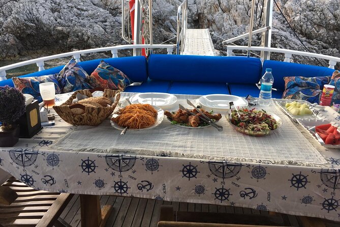 6 Hours Private Charter Boat Tour With Lunch in Bodrum - Customer Reviews