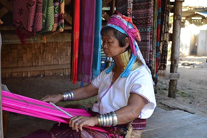 7 Days Trip Discover Northern Thailand - Day 4: Discover Mae Hong Sorn