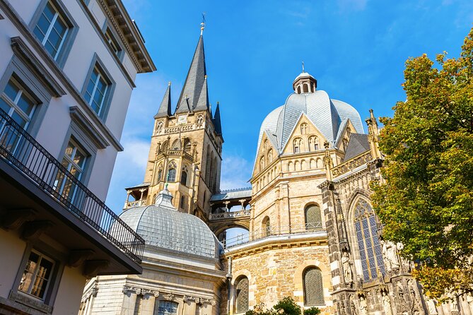 Aachen Scavenger Hunt and Best Landmarks Self-Guided Tour - Self-Guided Tips