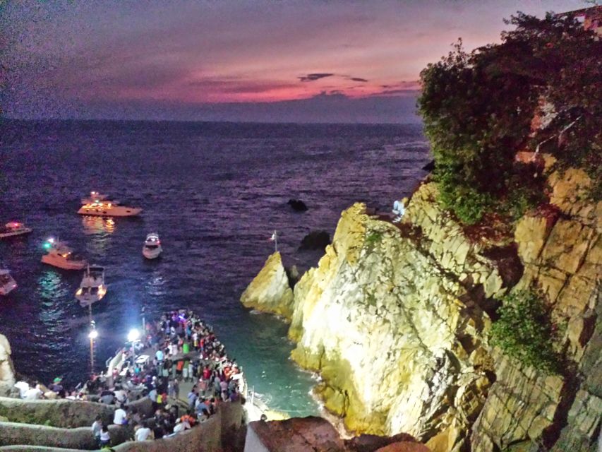 *Acapulco: Private Luxury Dinner, Drinks & High Cliff Divers - Tour Review