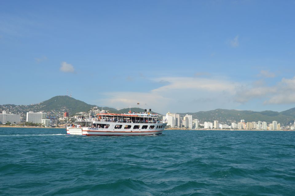 Afternoon Tropical Cruise From Acapulco - Common questions
