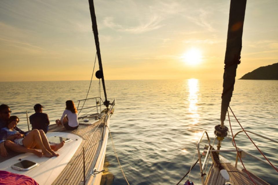 Agadir: Private Sunset Boat Tour With Light Dinner - Language Options