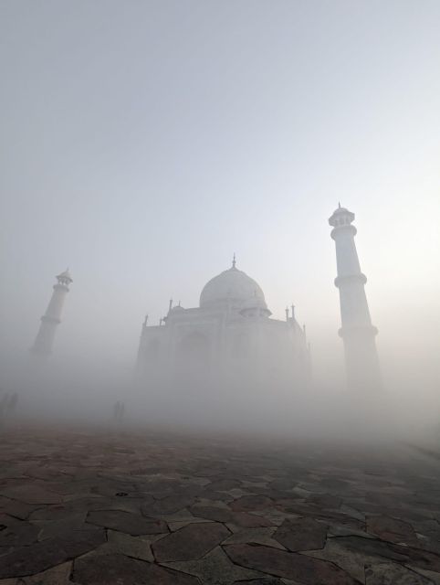 Agra: Taj Mahal & Agra City Tour by Tuk Tuk (Battery Auto) - Pickup Service