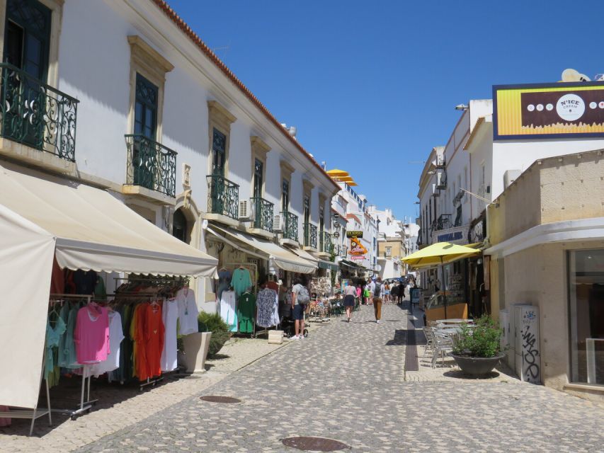 Albufeira Old Town: In-App Adventure Hunt - Participant Selection and Date