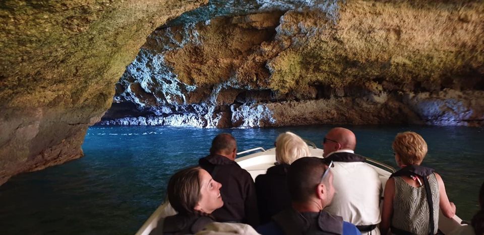 Algarve: Benagil Cave Boat Tour and Algarseco Coastal Walk - Common questions