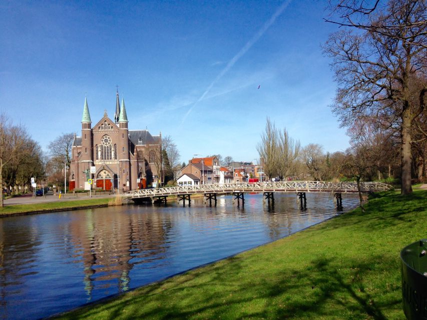 Alkmaar: Small Group City Walking Tour *English* - Inclusions