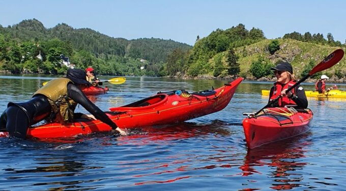 Alversund: 2-Day Basic Sea Kayaking Course for Beginners - Detailed Description