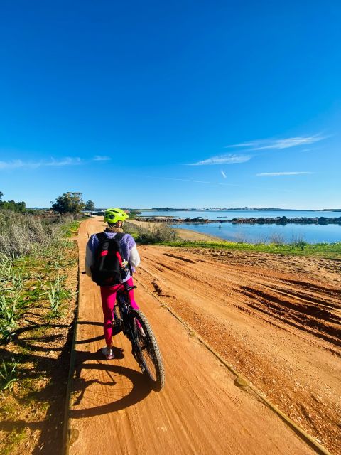 Alvor to Ferragudo on E-Bike: Traditional Fishing Villages - Ferragudo: Destination Exploration