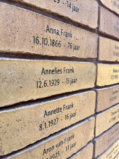 Amsterdam: Anne Frank and World War II Walking Tour - Amsterdam History
