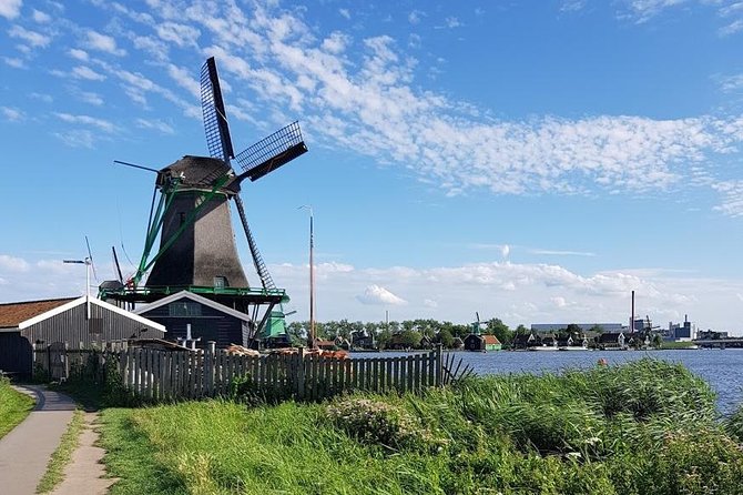 Amsterdam City & Countryside Tour: the Best of Both Worlds - Common questions