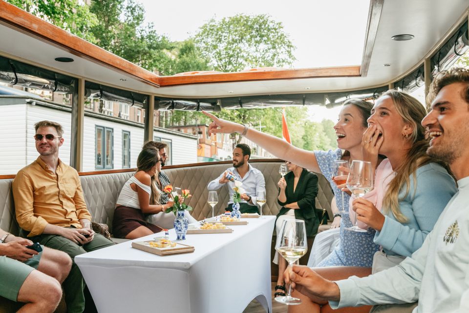 Amsterdam: Classic Boat Cruise With Cheese & Wine Option - Accessibility