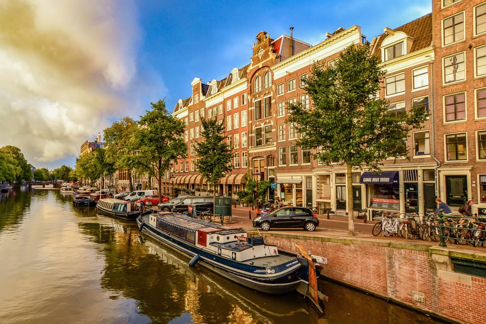 Amsterdam: First Discovery Walk and Reading Walking Tour - Important Information