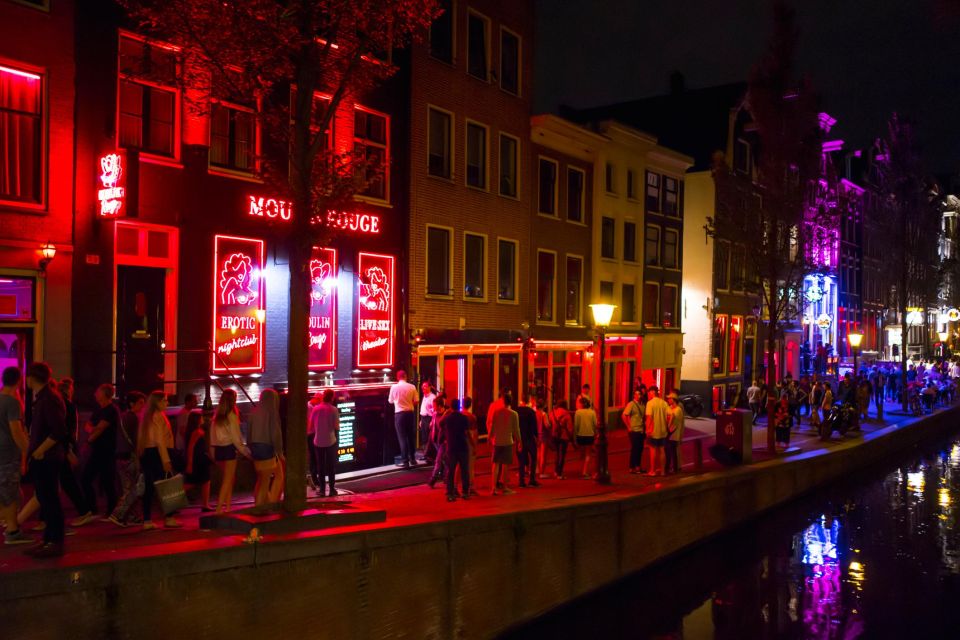Amsterdam Red Light District: Walking Tour With Audio Guide - Starting Point and Preparation