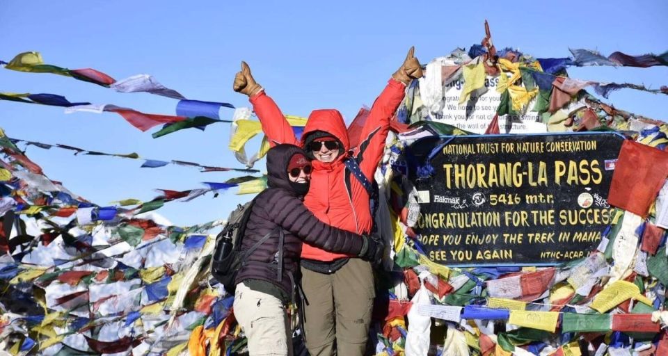 Annapurna Circuit Trek 13 Days - Hiking to Upper Pisang