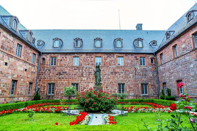 Architectural Strasbourg: Private Tour With a Local Expert - Common questions