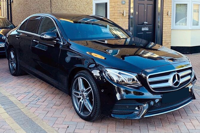 Arrival Transfer Melbourne Airport MEL to Melbourne in Sedan - Pricing and Terms