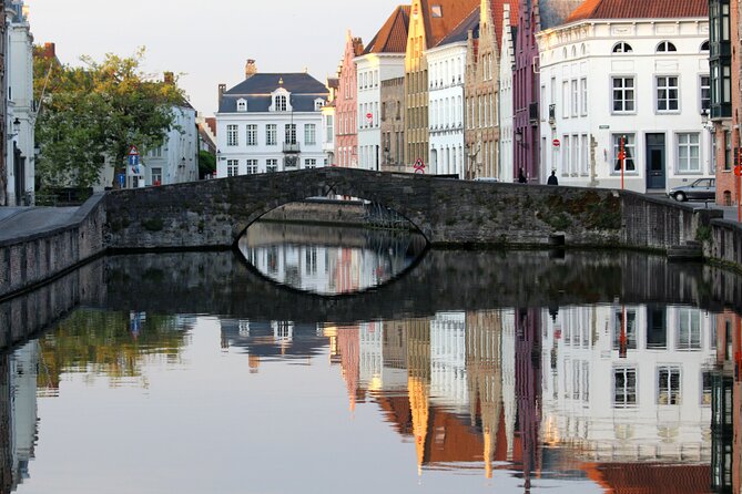 Artistic Bruges on a Private Tour With a Local - Taking in Bruges Art Scene