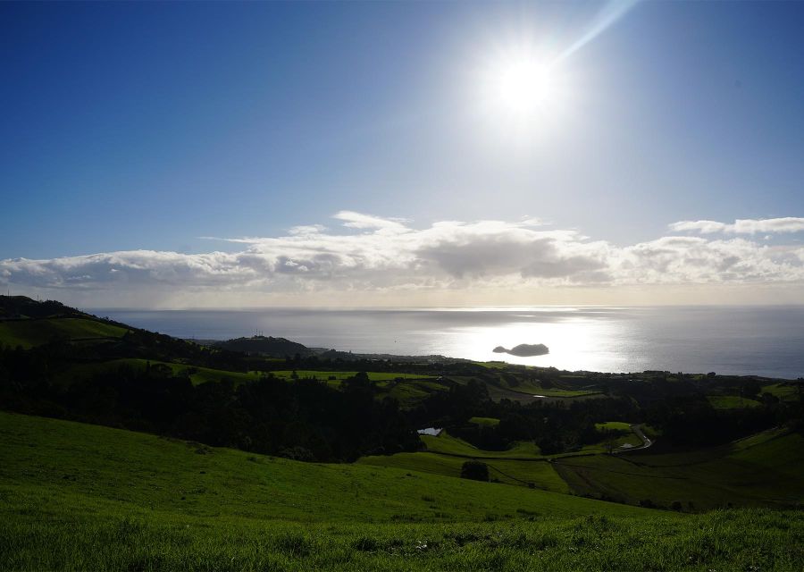 Azores: São Miguel and Lagoa Do Fogo Hiking Trip - Review Summary