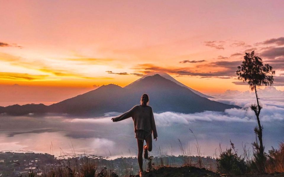 Bali: Mount Batur Sunrise Hike Guided Tour - Mesmerizing Sunrise and Breakfast