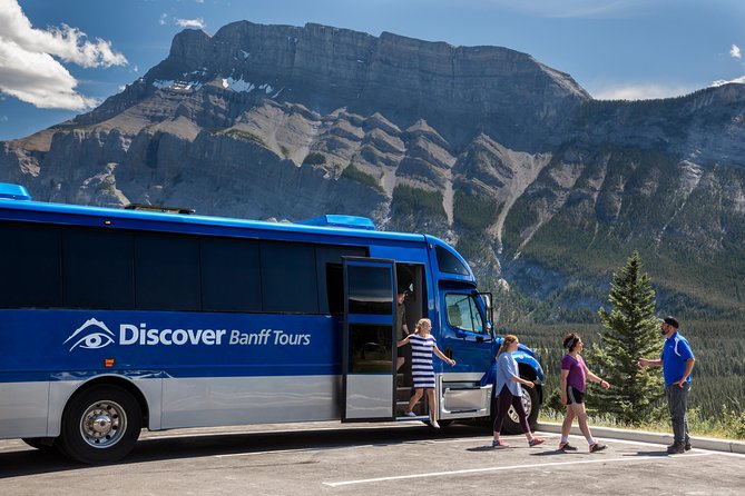 Banff National Park Tour With Lake Louise and Moraine Lake - Highlights and Recommendations