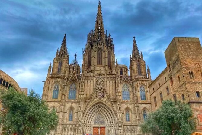 Barcelona Gothic Quarter With a Certified Guide - Common questions