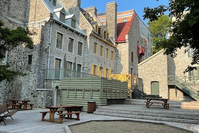 Beautiful Walking Tour of Old Québec - Top Attractions to See