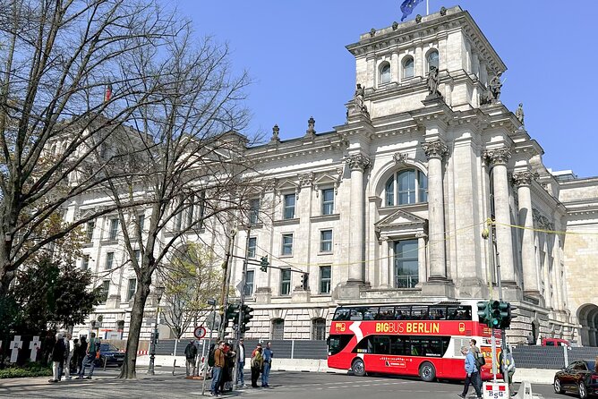 Berlin Hop-On Hop-Off Sightseeing Tour - Bus Route Information