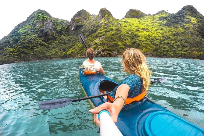 BEST SELLER 3-Day Halong Bay Cruise, Lan Ha, Cat Ba National Park - Food and Dining Experience